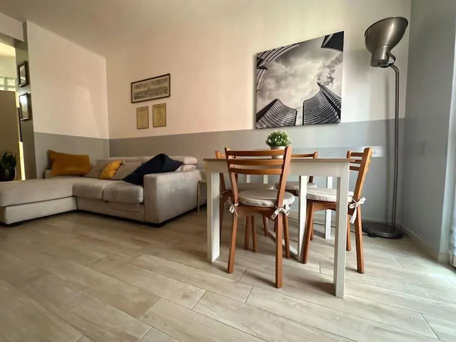 Art&Design Close To Bocconi University Milano